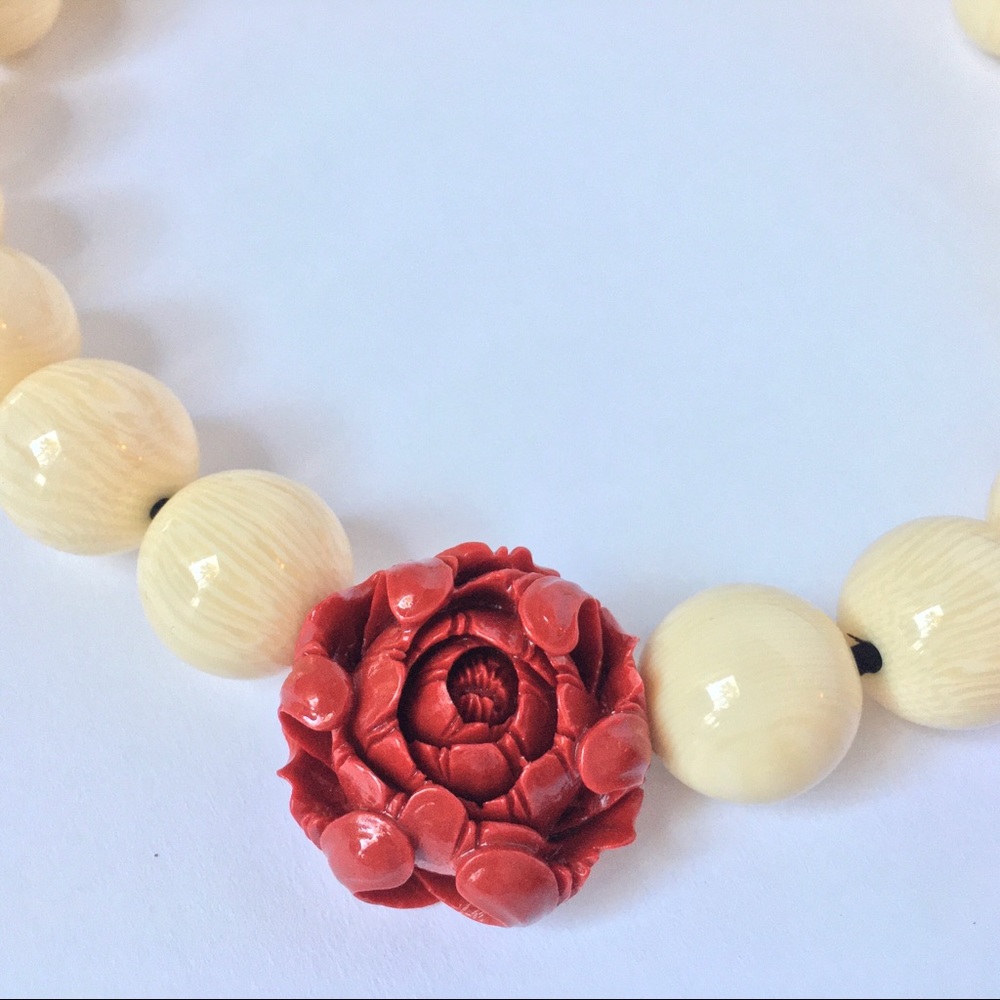 necklace 🌹 bone beads